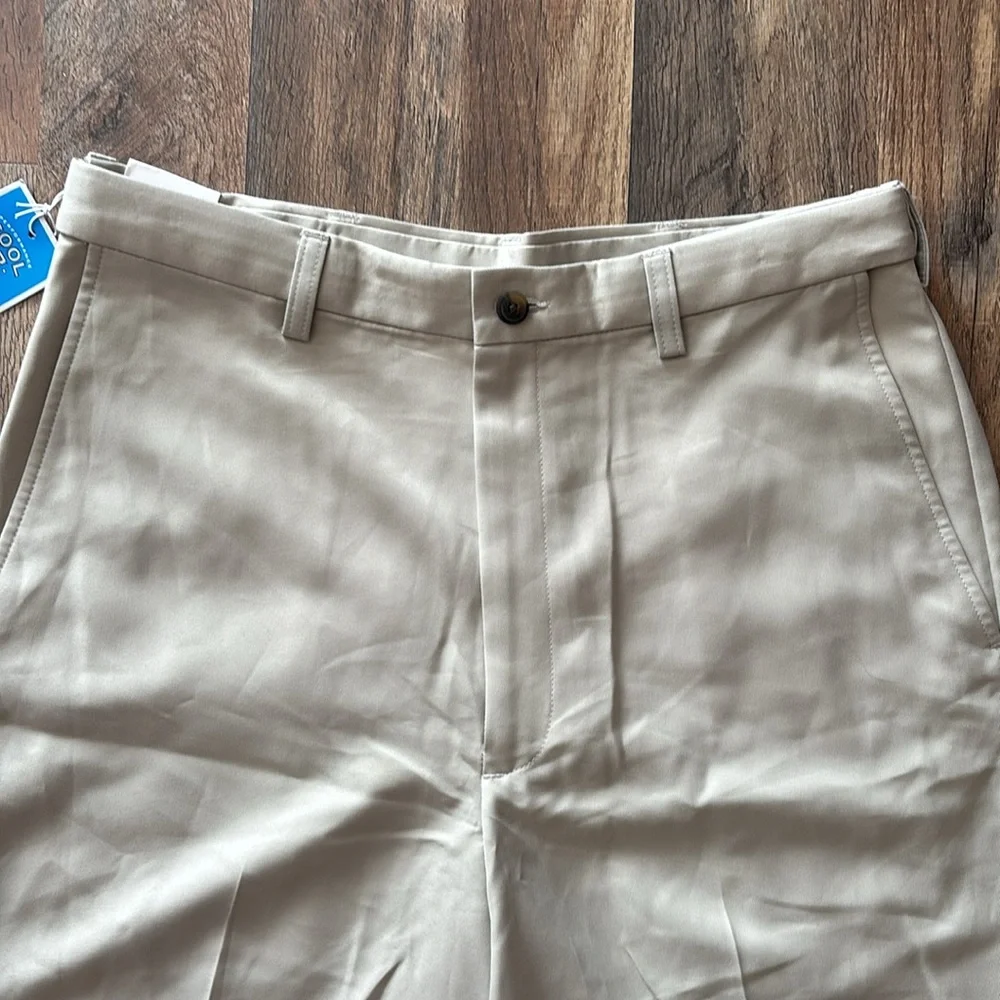 Haggar Plain Front Performance Cool 18 Khaki Tan Shorts New With Tags 32